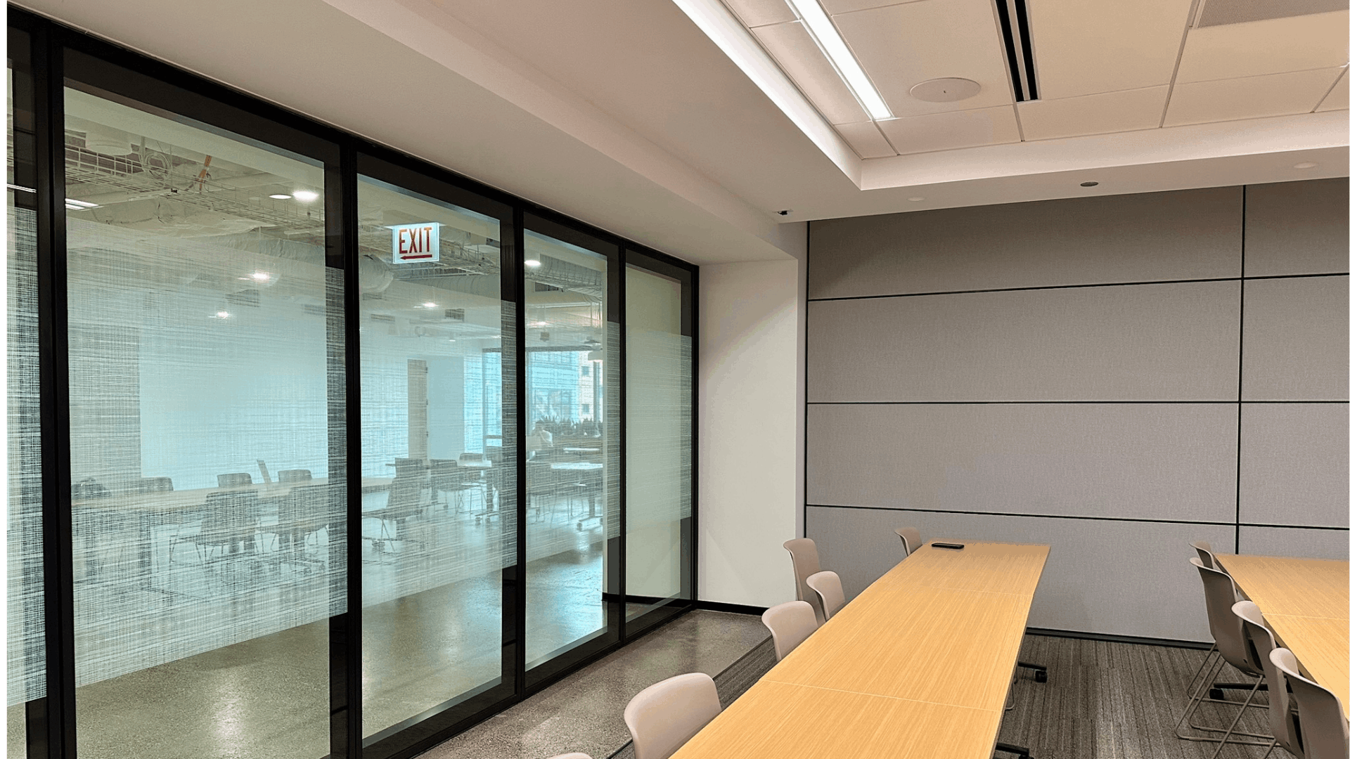 Modernfold-and-Skyfold-Operable-Partitions